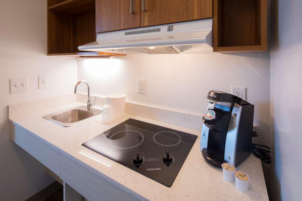 Uptown Suites Extended Stay Denver Co - センテニアル 部屋 写真